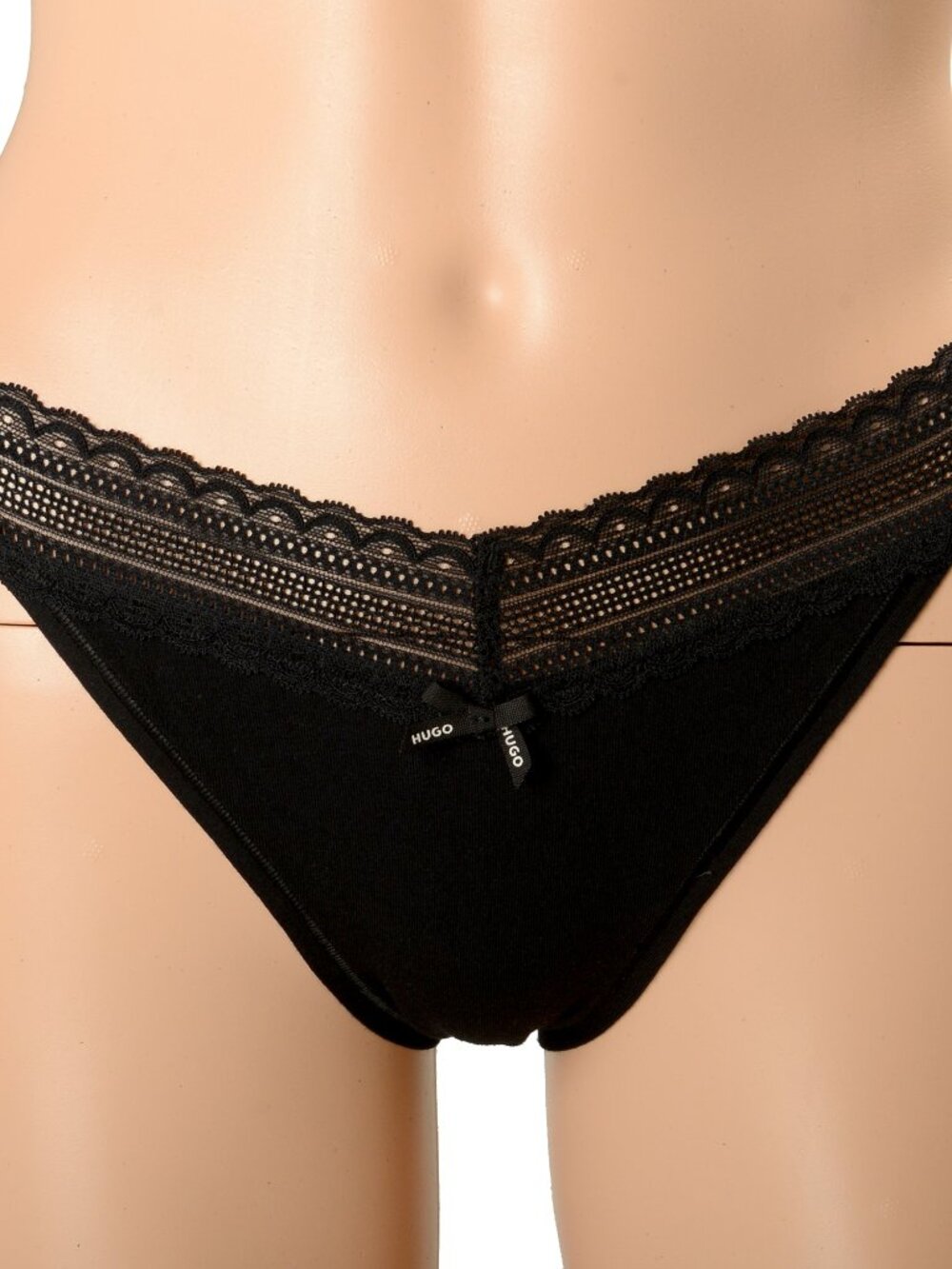Hugo Boss Women's "Lace String" Black Lace Trimmed String Panties US S IT 40